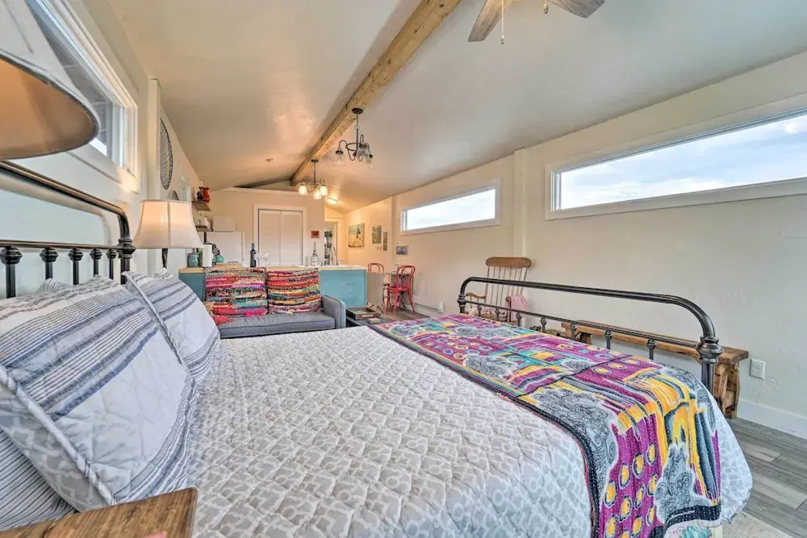 Studio w/ Mountain Views < 30 Min to Durango!