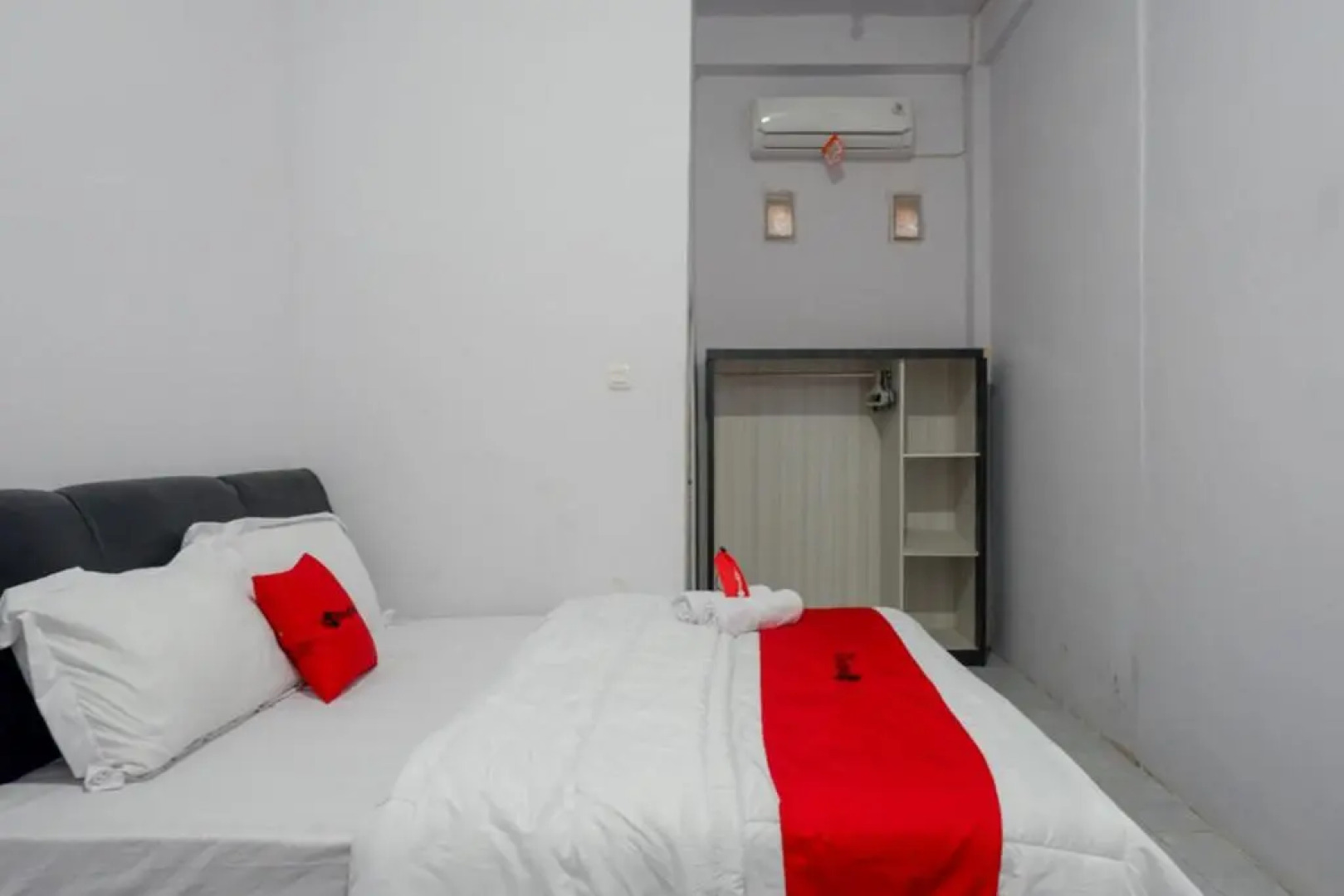 RedDoorz near Pasar Baru Mamuju