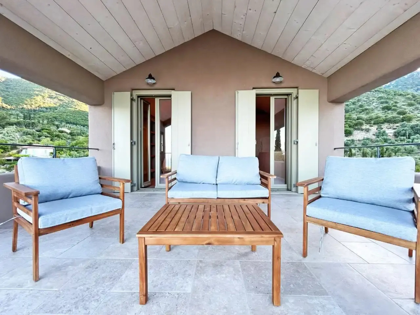 Rock n' Olive Villas