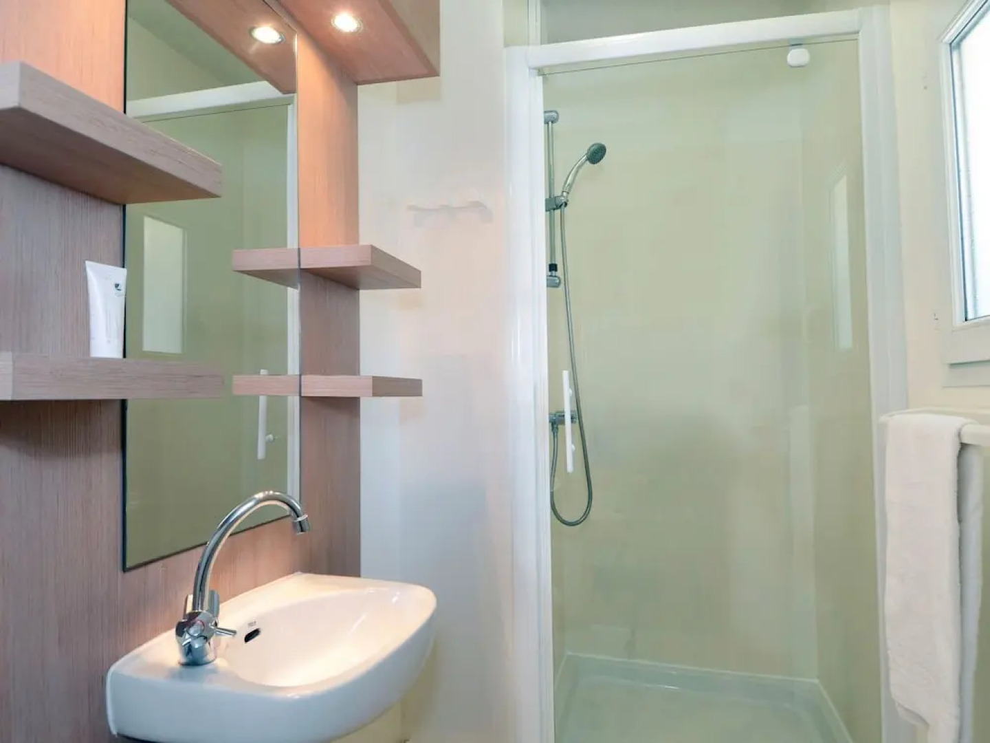 Quaint Apartment With a Garden, Just 350 m. From the Beach