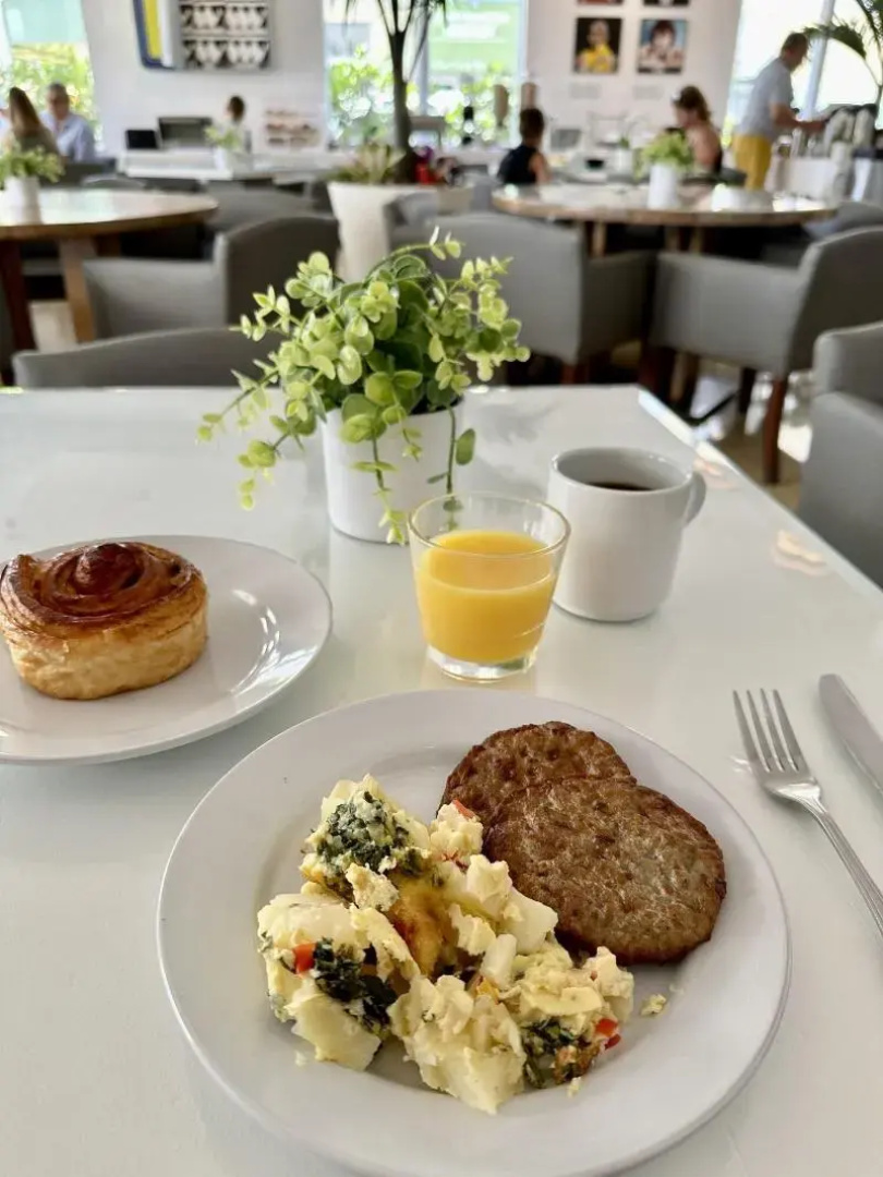 Avalon Hotel