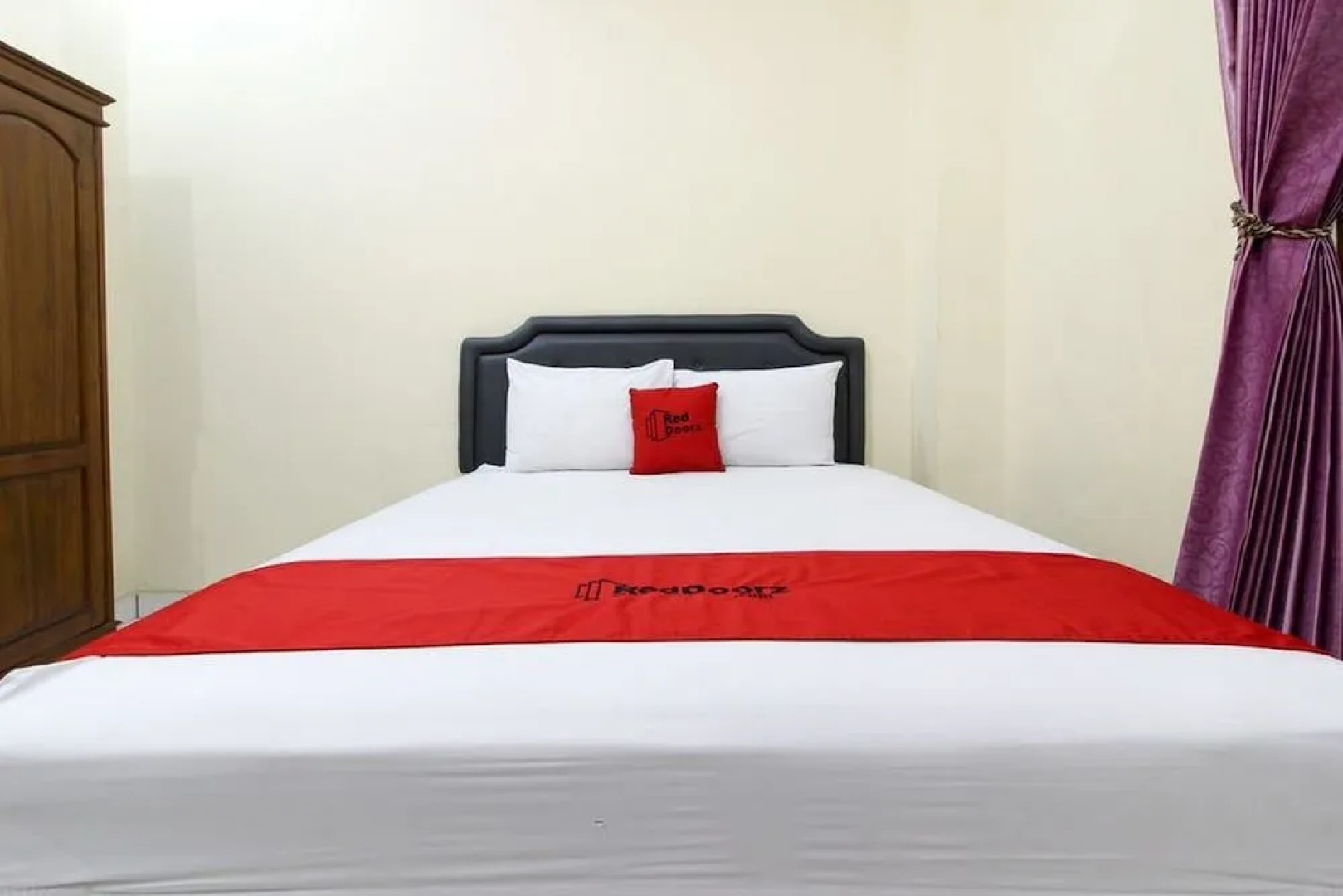 RedDoorz @ Condong Catur 2