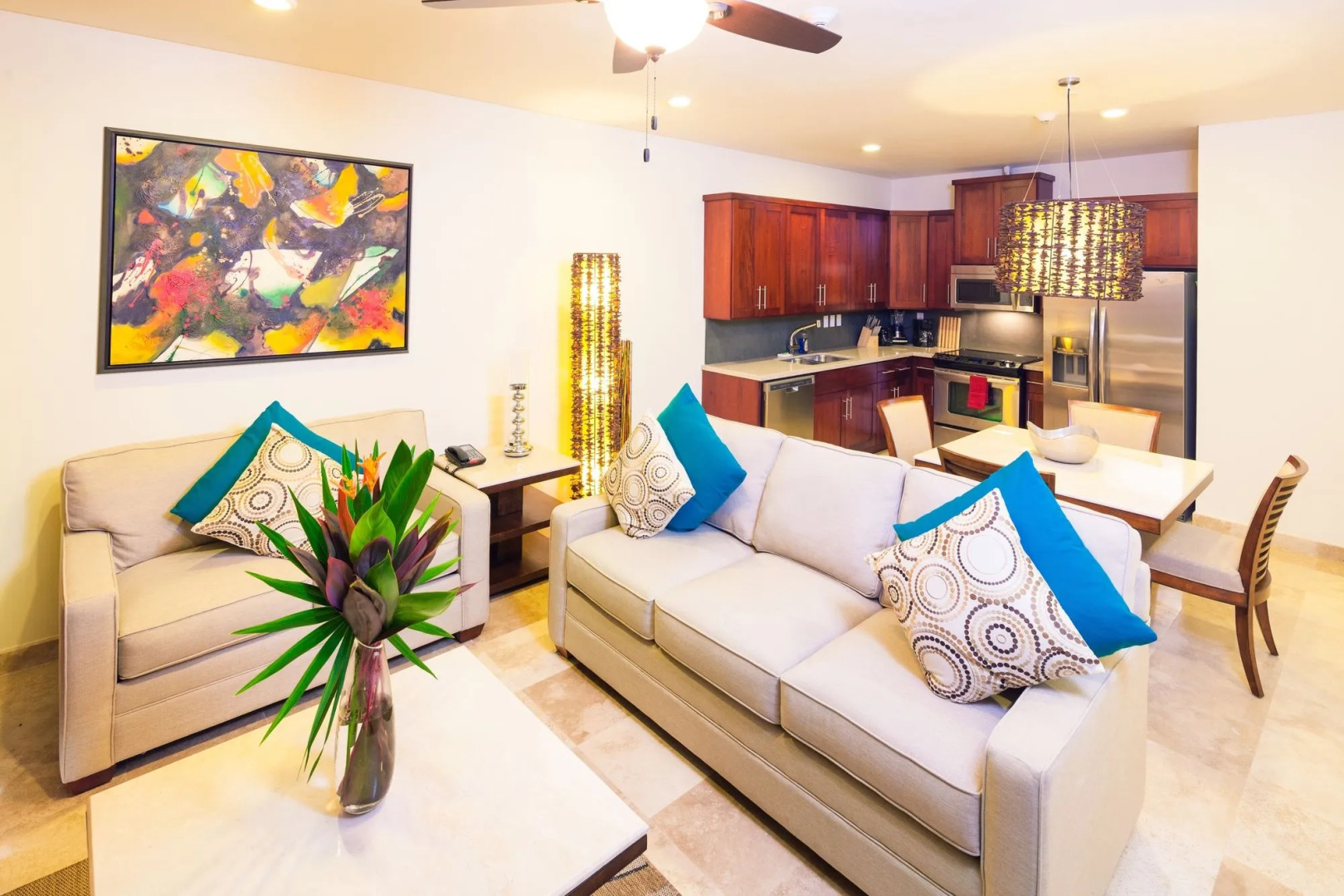 Grand Roatan Caribbean Resort