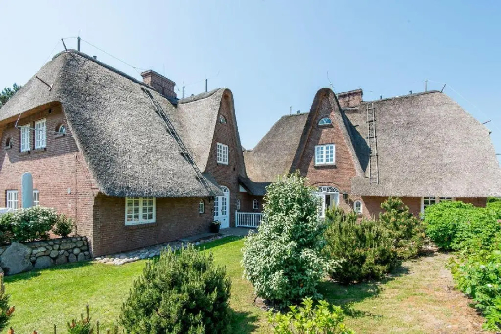 Whg_ 4_ Nuur Hiir Hues