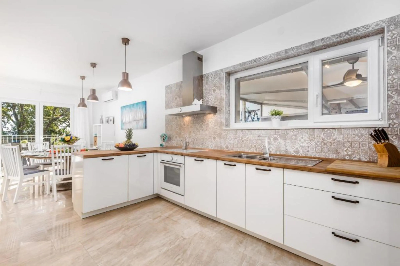 Pool & Wellness Vila Lovran