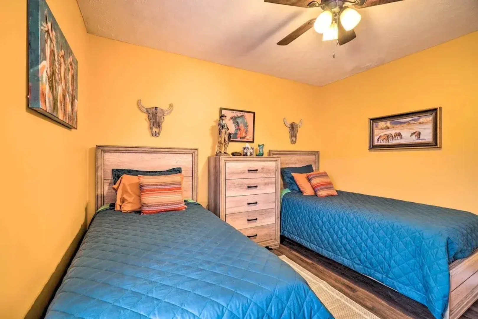 Suburban Getaway w/ Game Room, 19 Mi to Nashville!