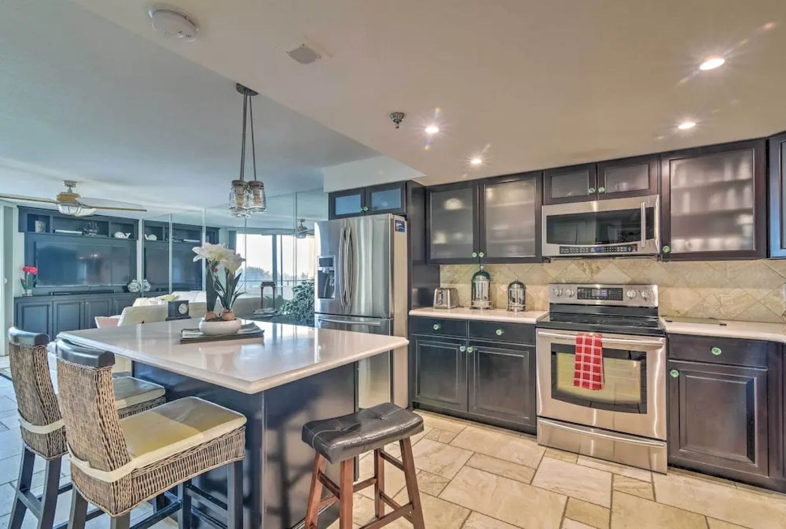 Gulf-view Hudson Condo in Waterfront Resort!