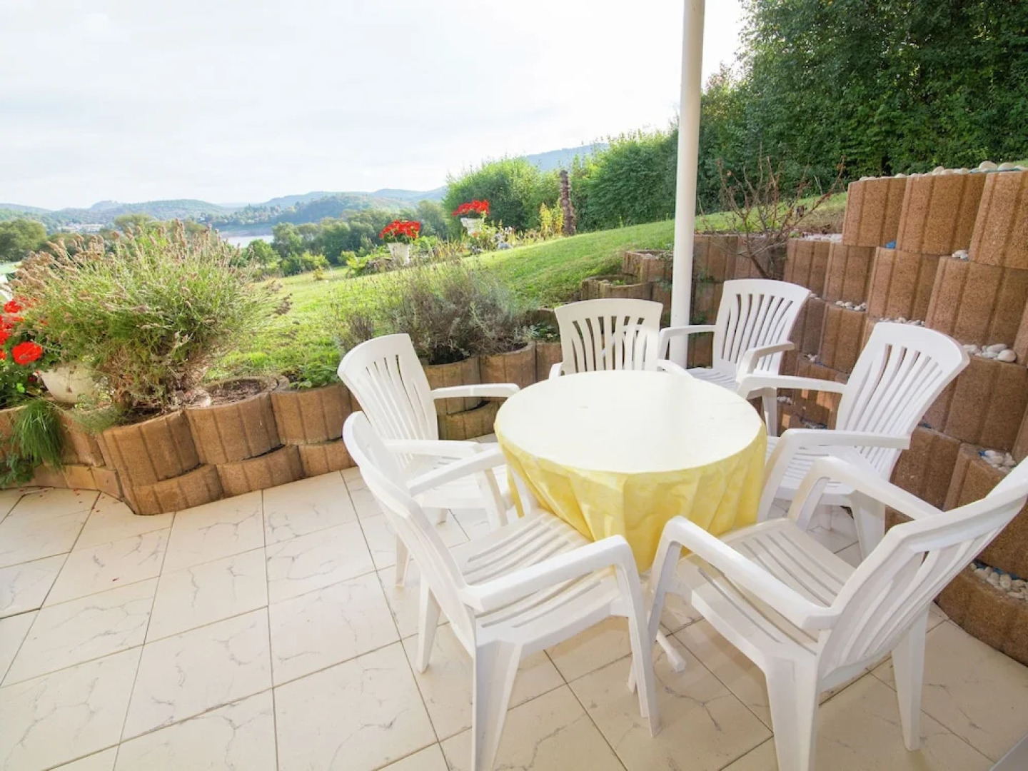 Luxurious Apartment in Bringhausen with Private Terrace