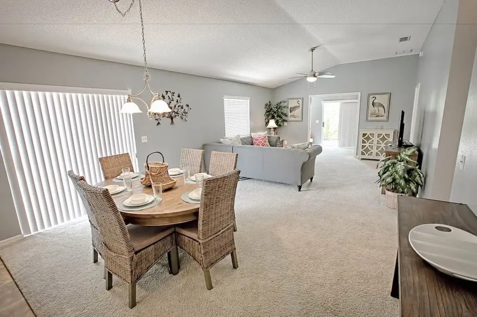 Nuevo Leon Lane Home 2 Bedroom by The VIR Group