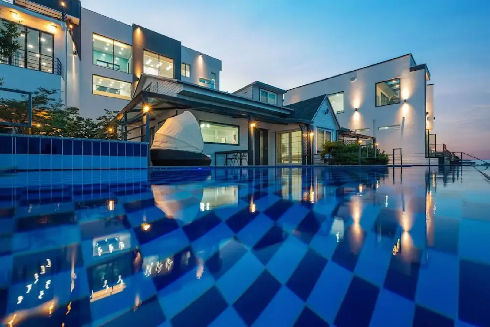 Poolvilla 1night 2day