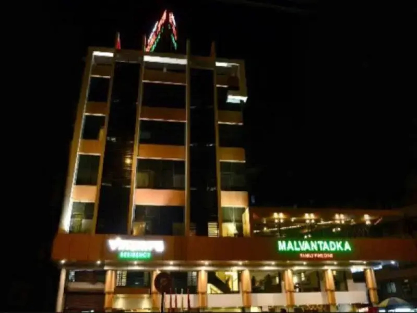 Hotel Vinamra Residency