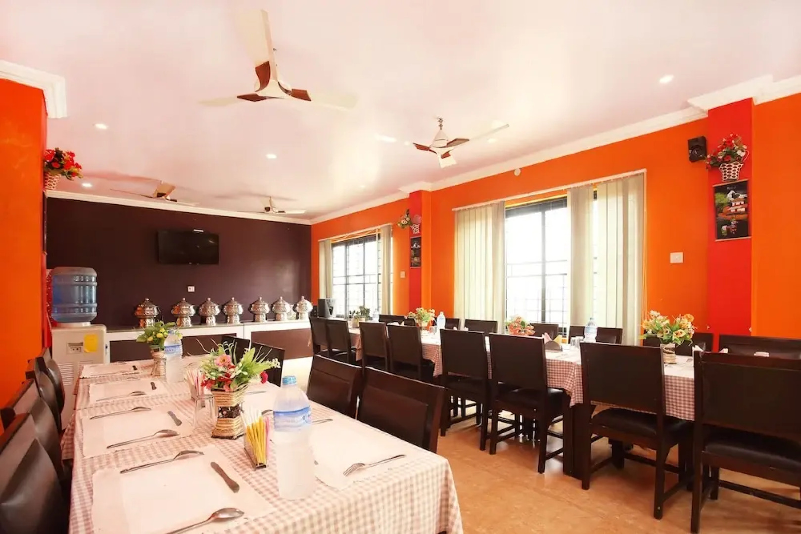 OYO 490 Hotel Royal Stupa