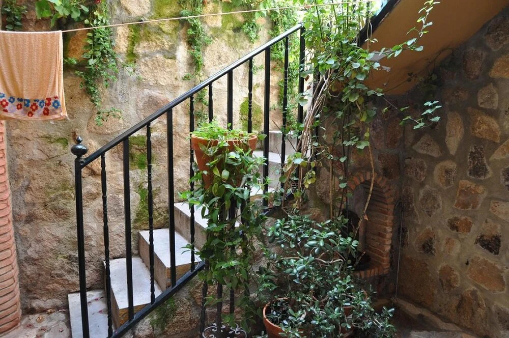 House With 4 Bedrooms in Torrejón el Rubio, With Wonderful Mountain Vi