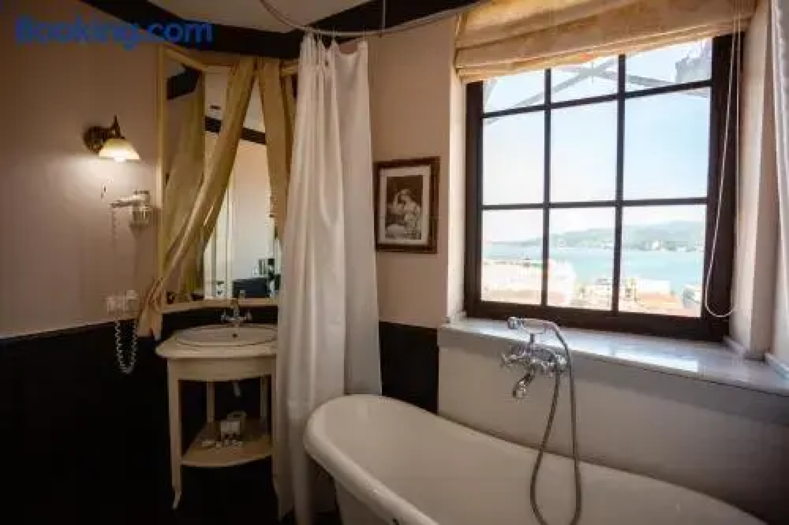 Piazza Boutique Hotel