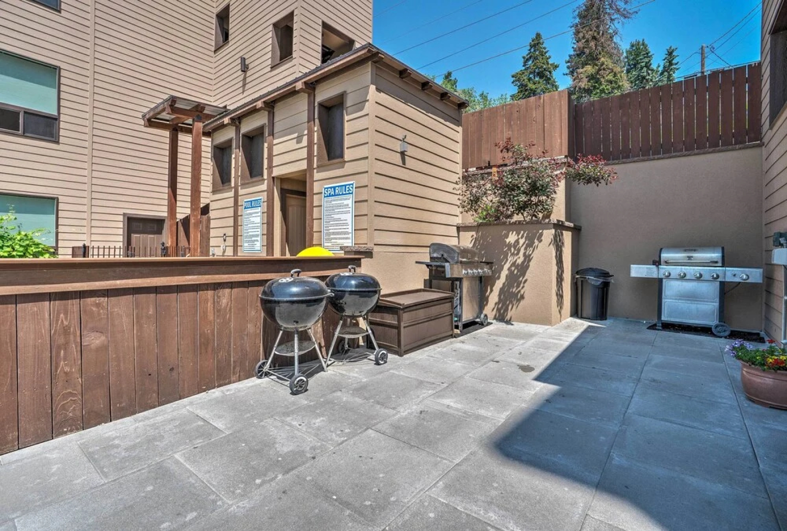 Modern Manson Condo w/ Pool & Lake Chelan Views!