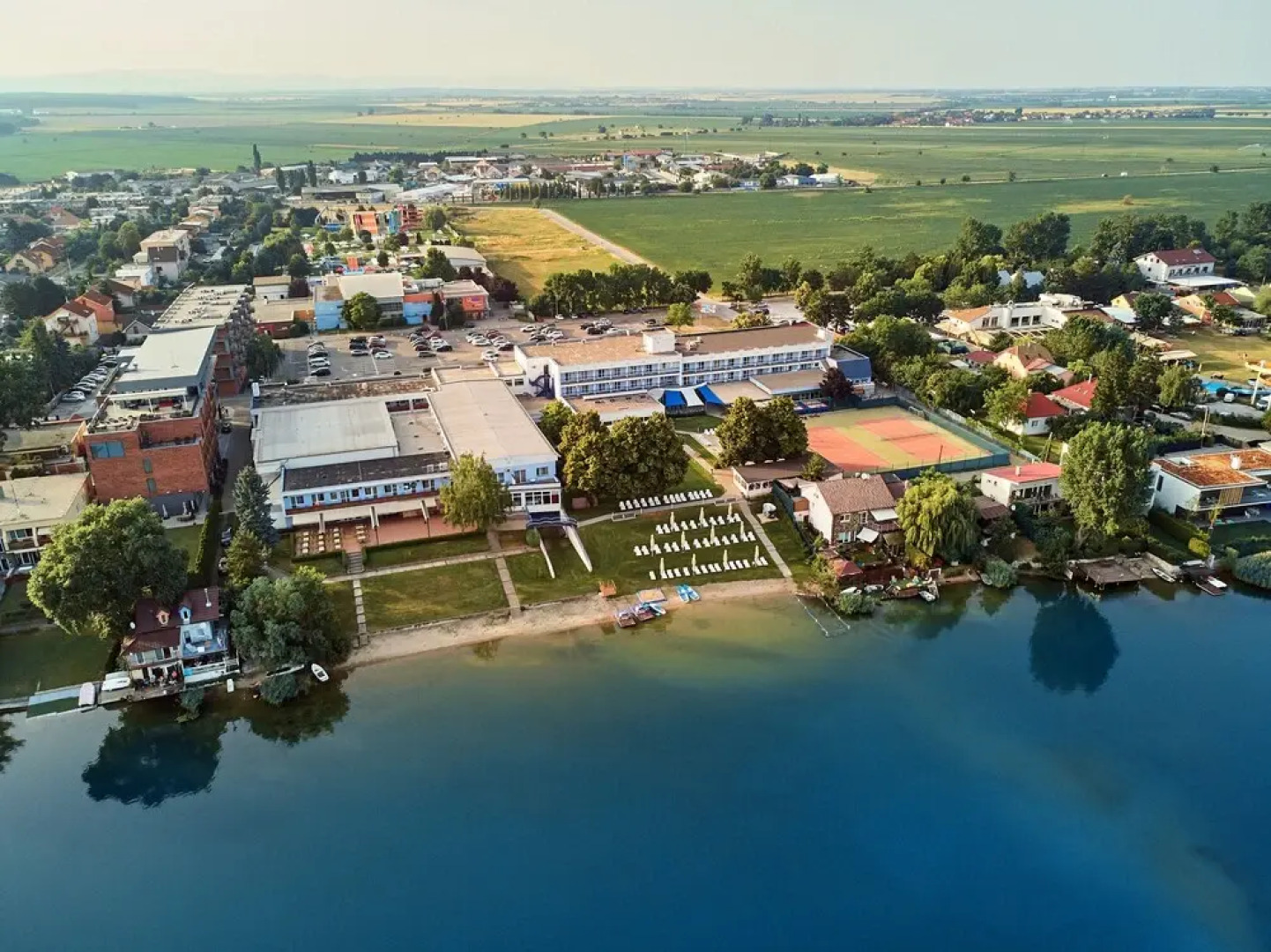 Hotel Senec Lake Resort
