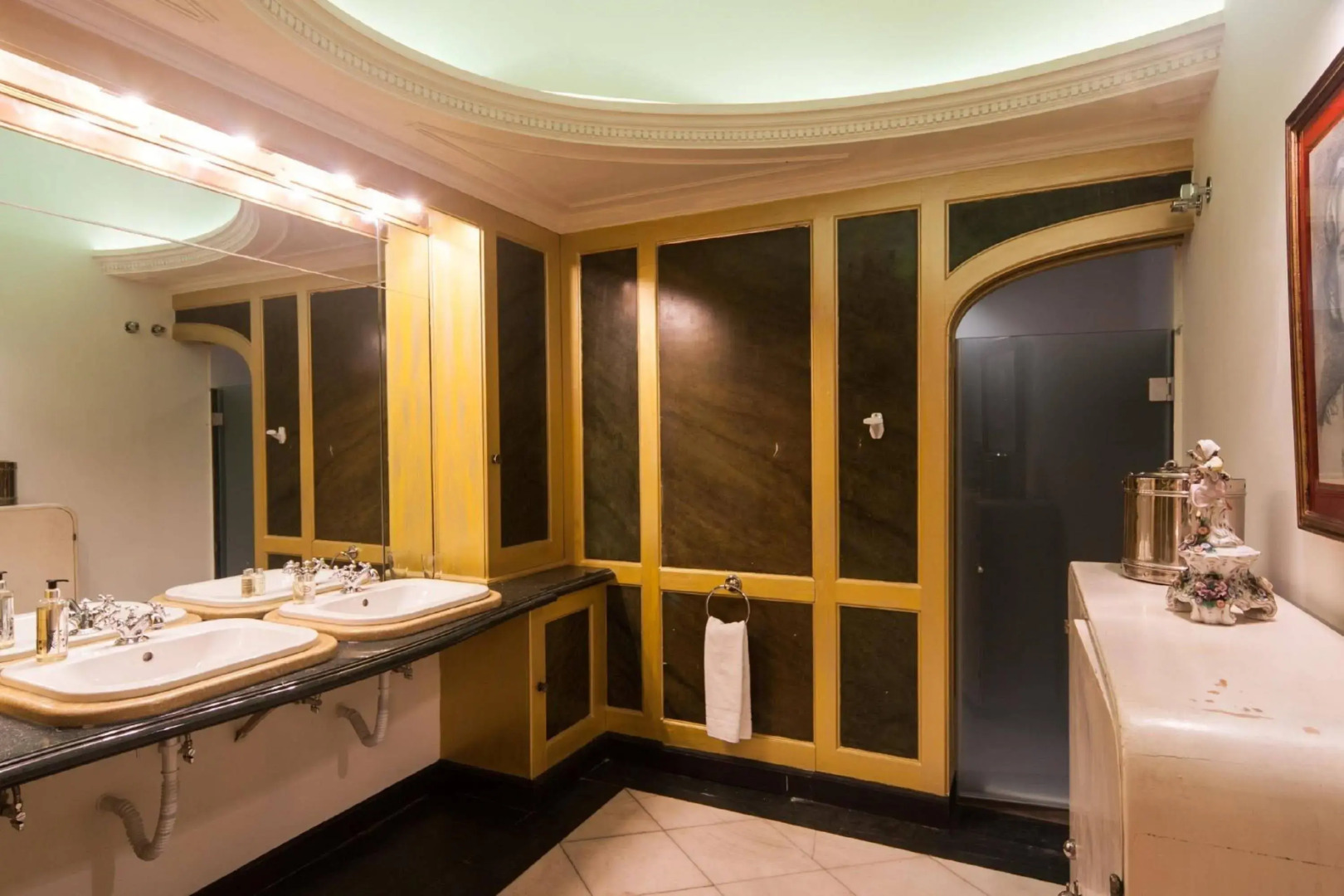 The Independente Suites & Terrace