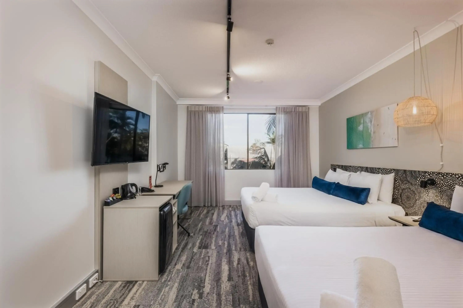 Nightelier Mermaid Waters