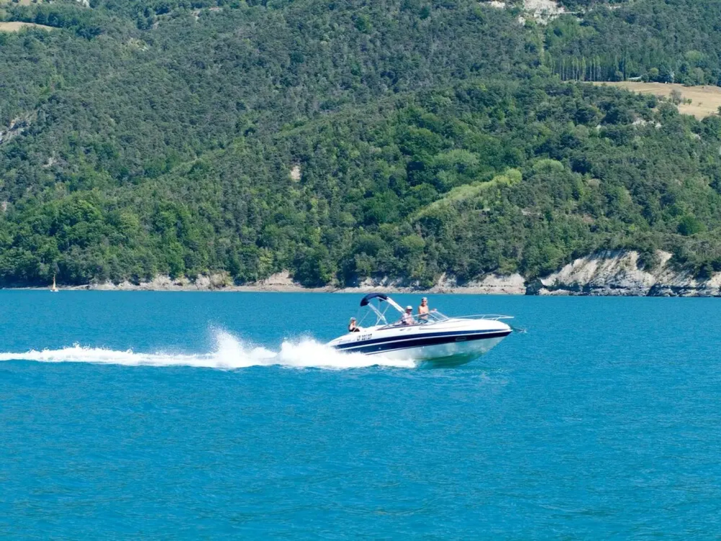 Wooden Chalet in the Cozy and Sporty and Beautifull Chorges