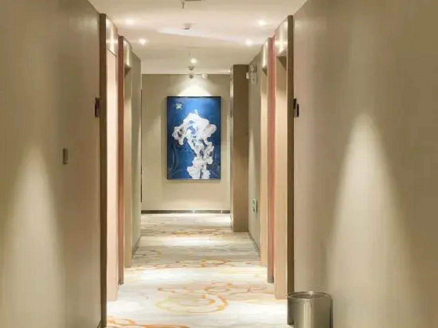 Bahrain Youqi Victory Business Hotel