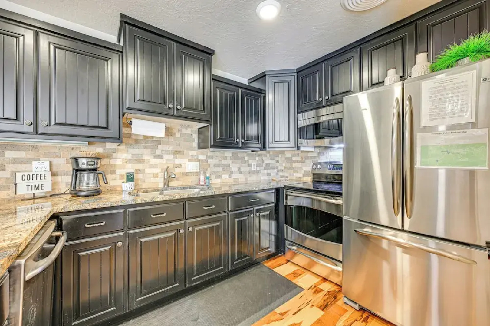 Walk to Giant Steps: Mtn Retreat w/ Hot Tub Access