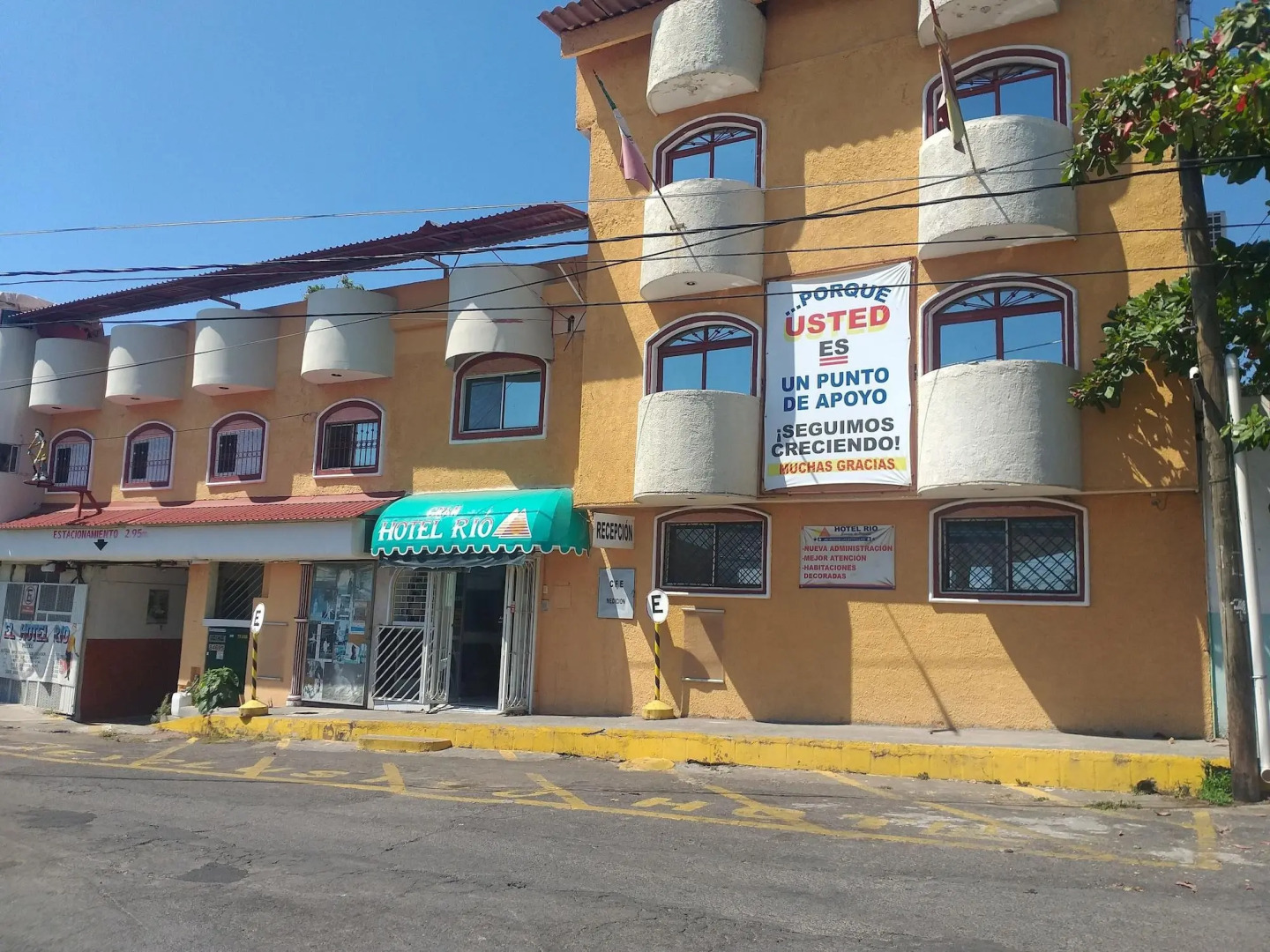 Hotel Rio Colima