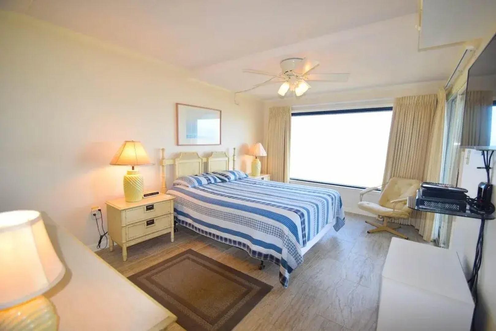 Marigot Beach 209 2 Bedroom Condo by RedAwning