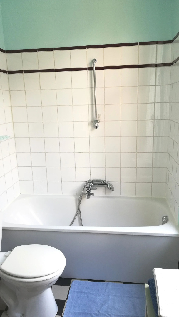 Green Home – La Roche-Guyon – Adults Only