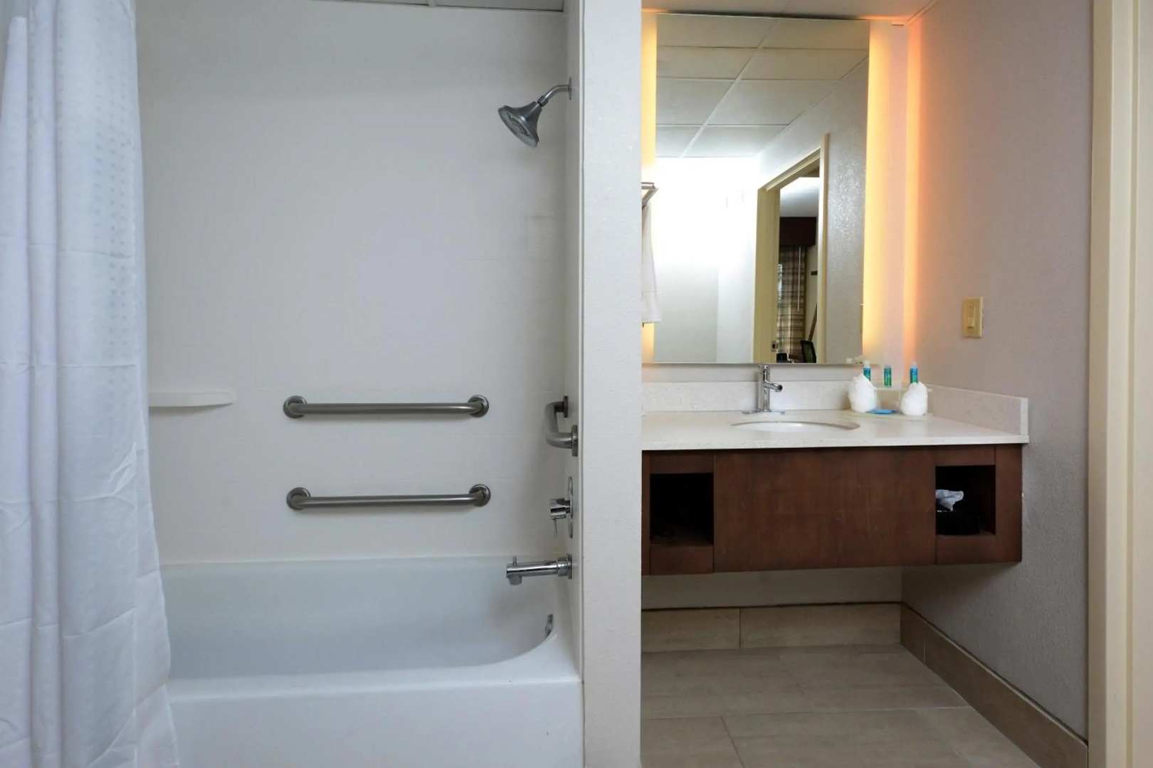 Holiday Inn Express & Suites Raleigh Durham Airport at RTP by IHG