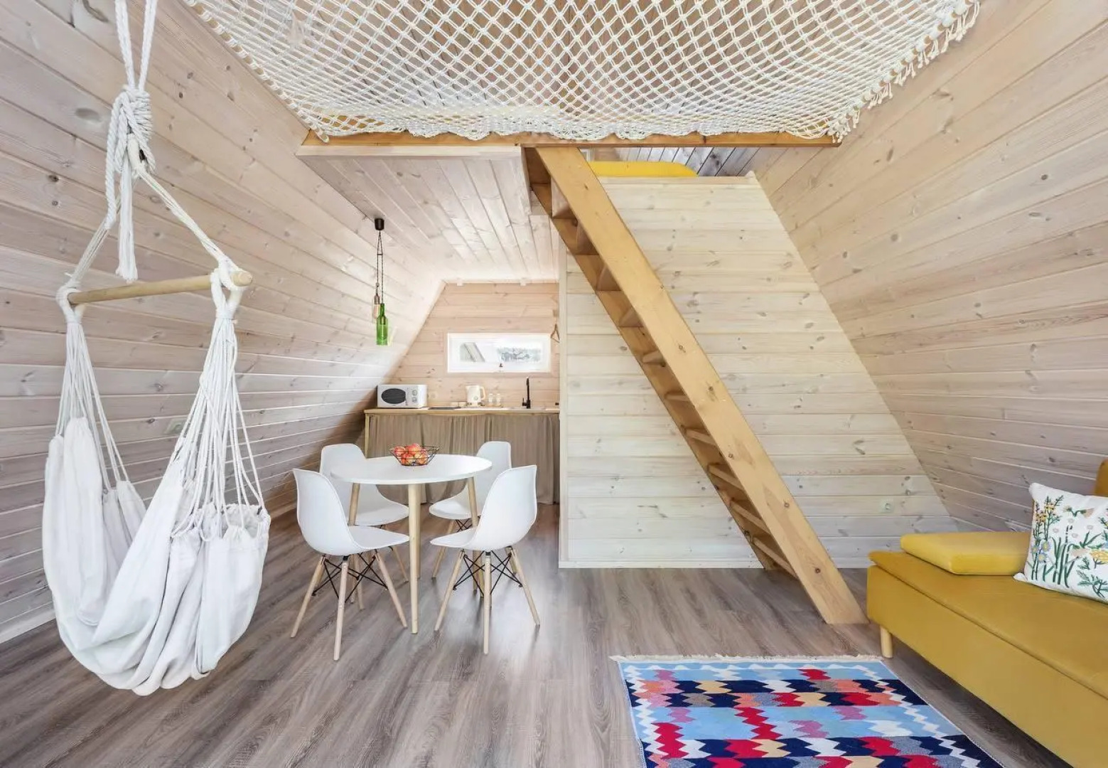 Sviyaga Glamp (Свияга Глэмп)