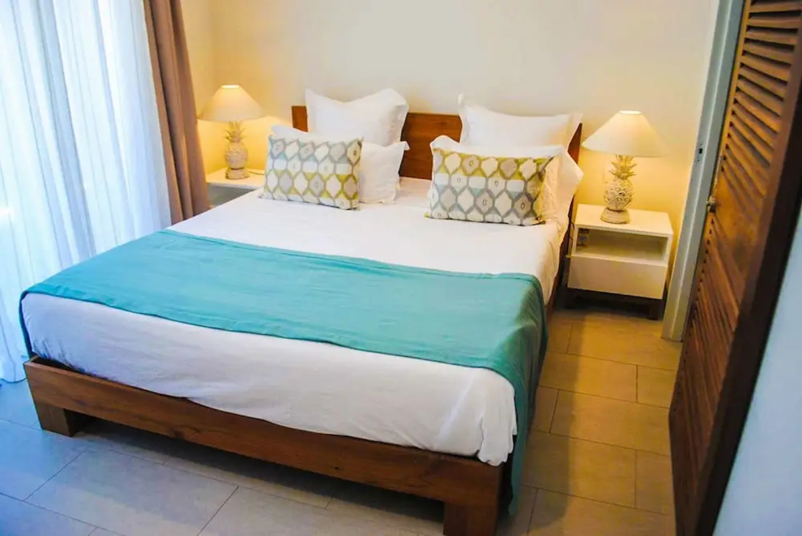 Carlos Bay Luxury Penthouse by Dream Escapes