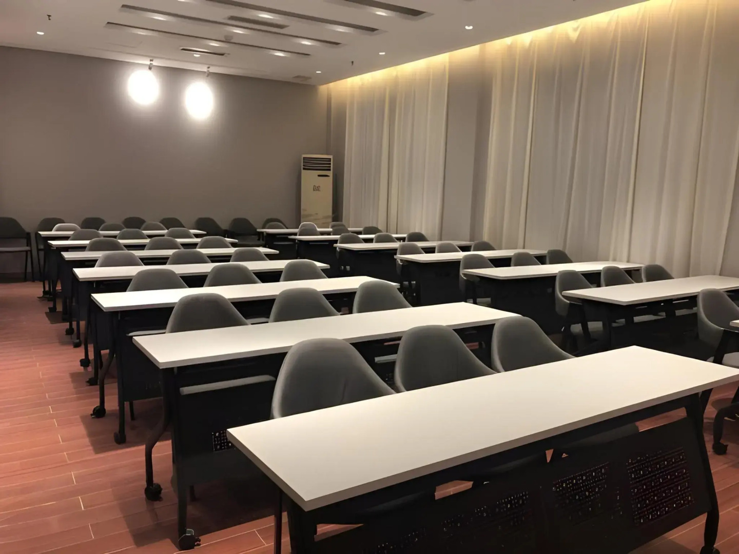 Magnotel Hotel Beijing West Railway Station