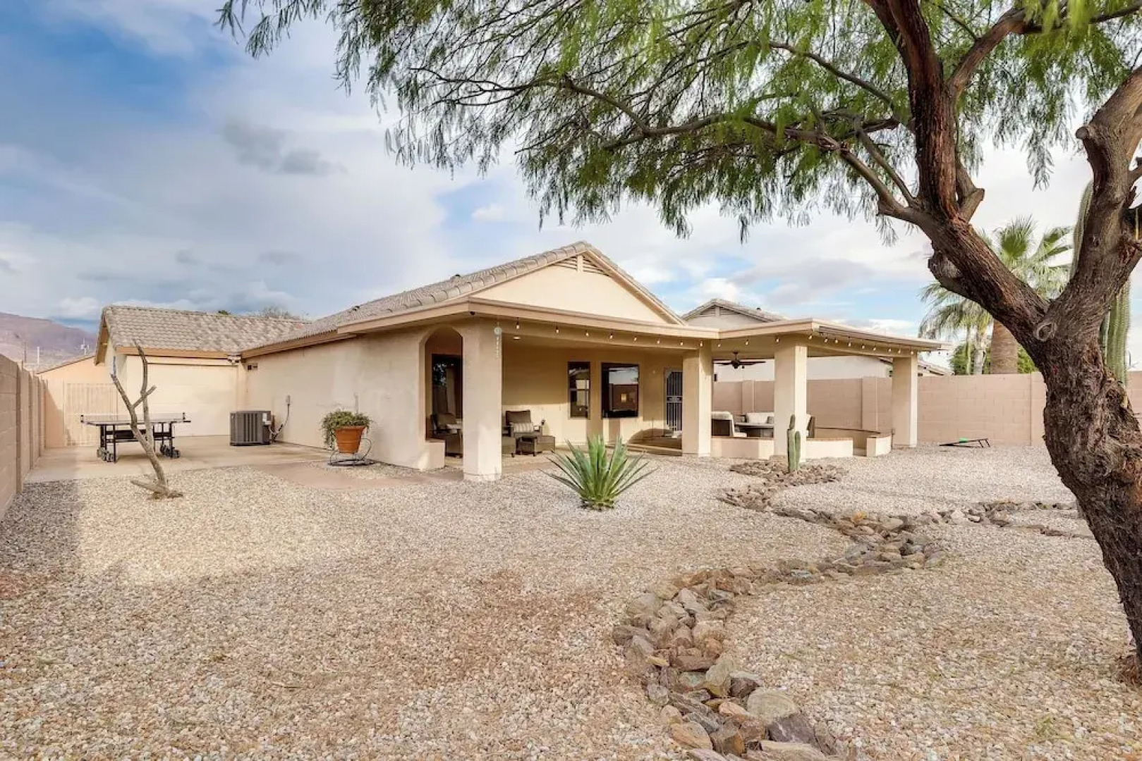 Gold Canyon Vacation Rental: 1 Mi to Golf Course