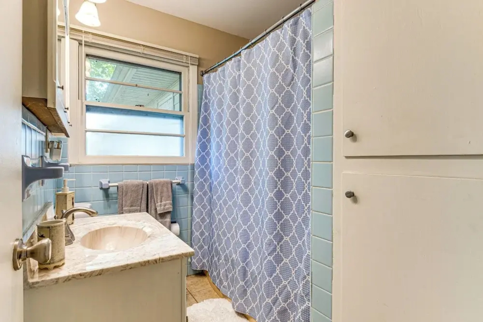 2 Mi to Purdue: Modern Home in West Lafayette