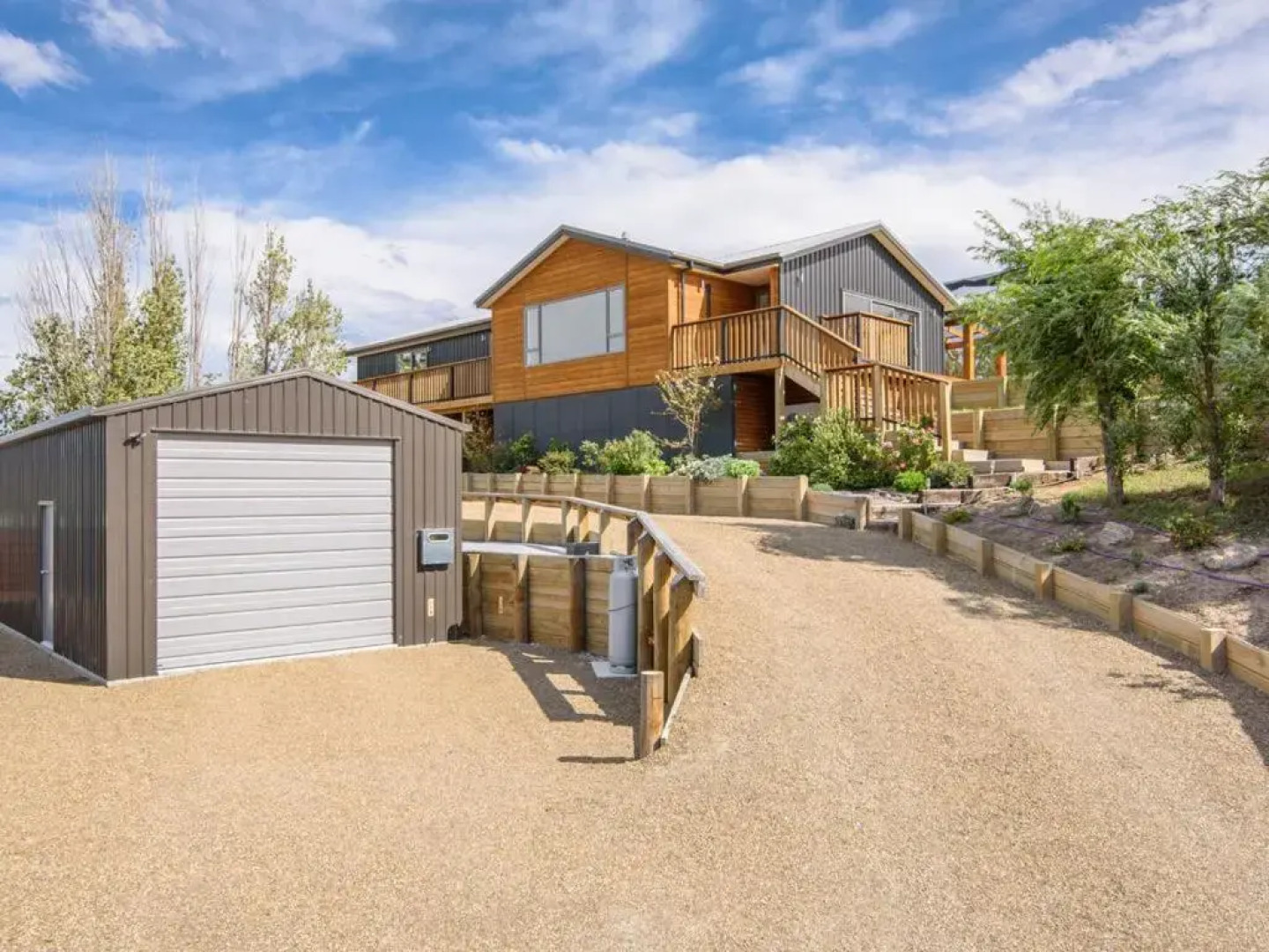 Pisa View Paradise - Cromwell Holiday Home