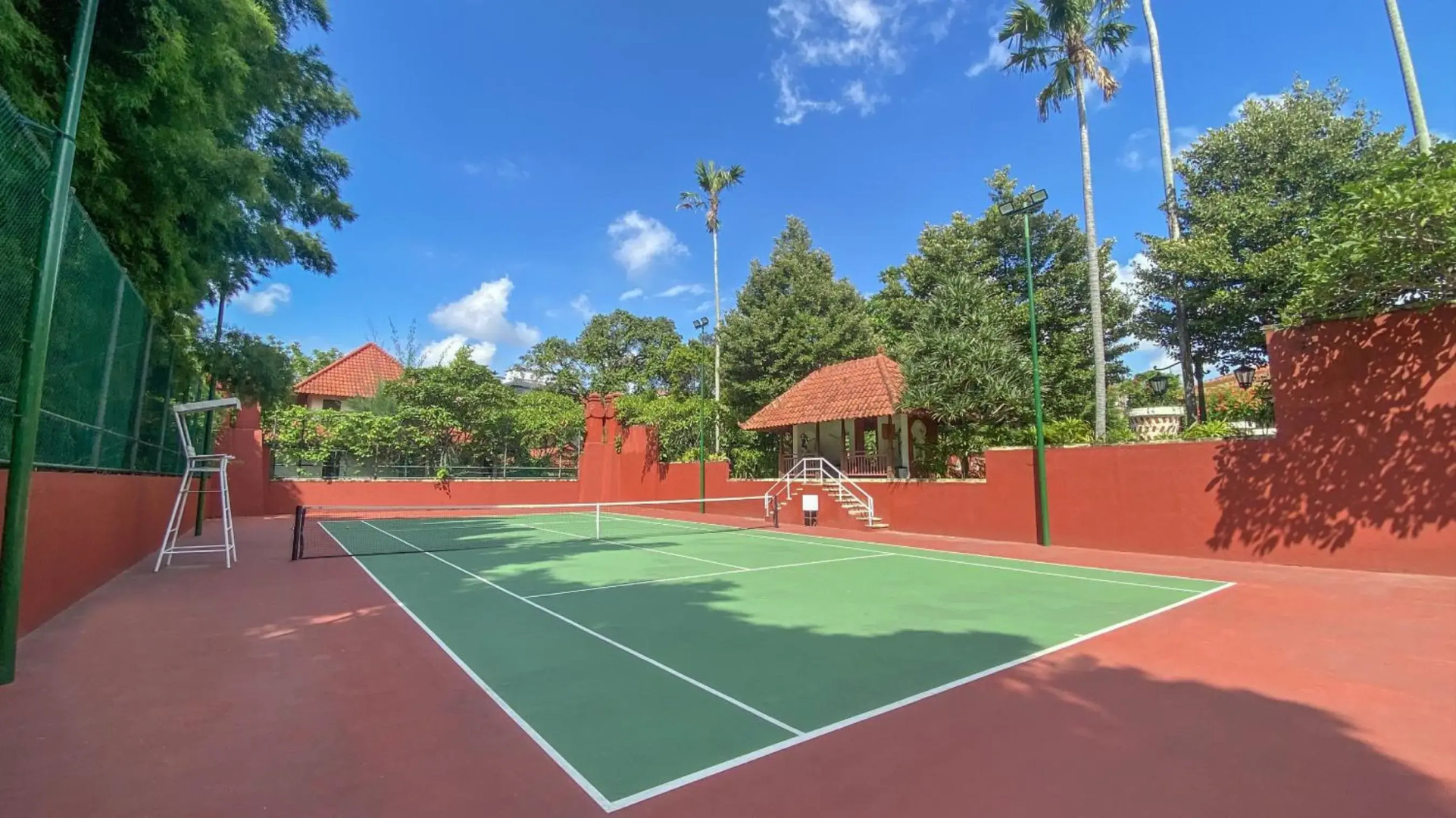 Lorin Dwangsa Solo Hotel