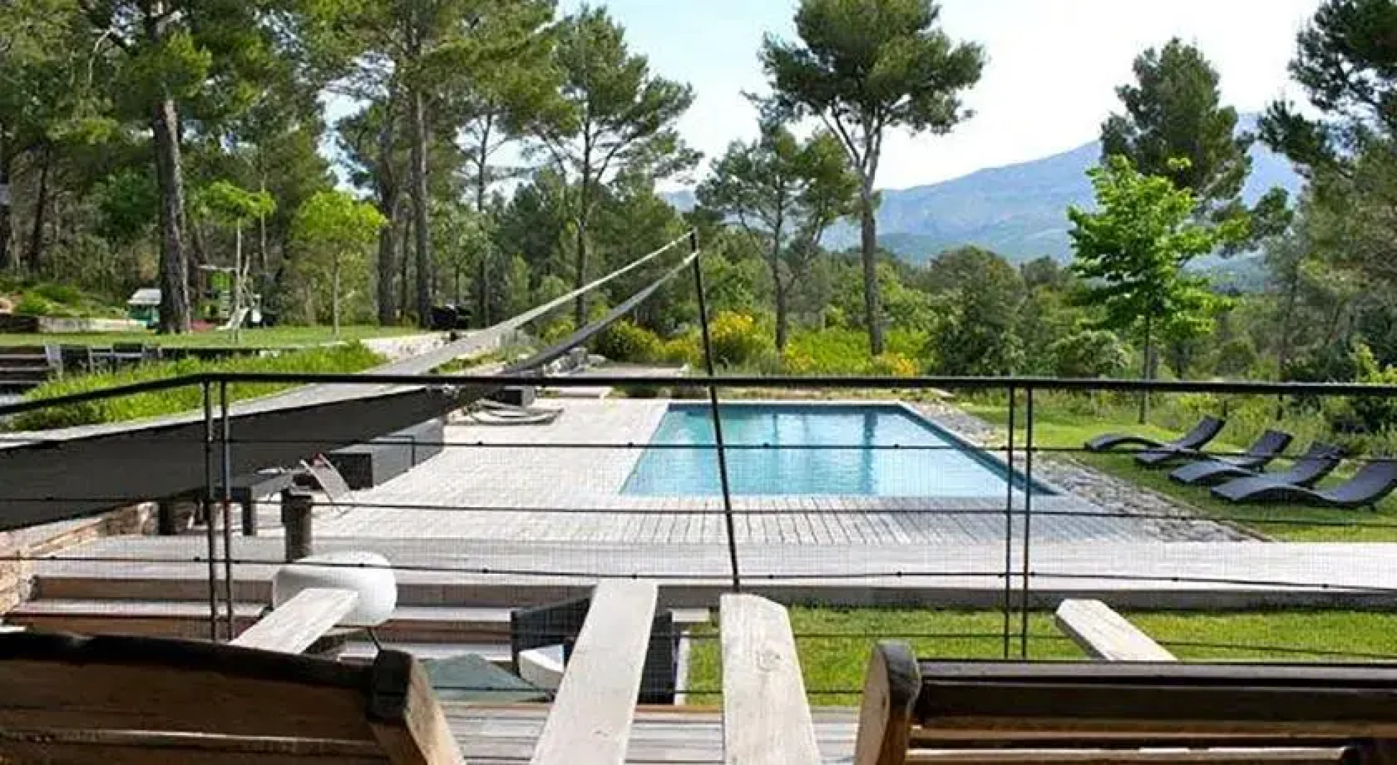 Squarebreak - Villa facing the Sainte-Victoire