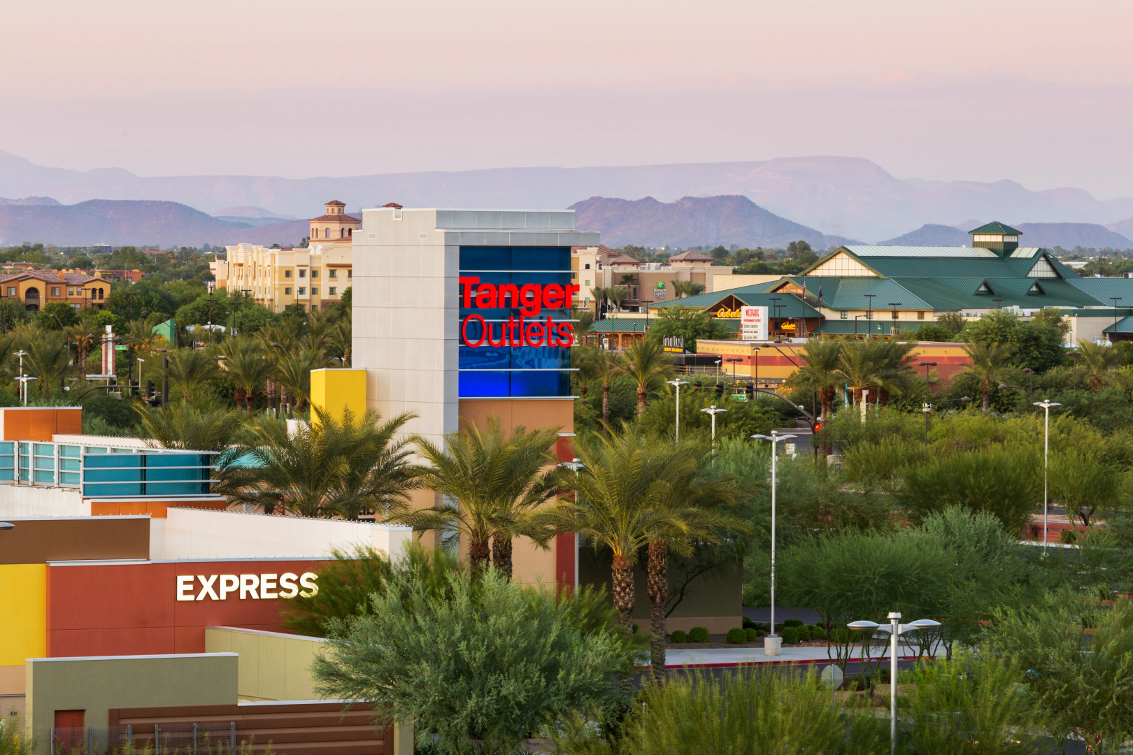 Hampton Inn & Suites Phoenix Glendale-Westgate