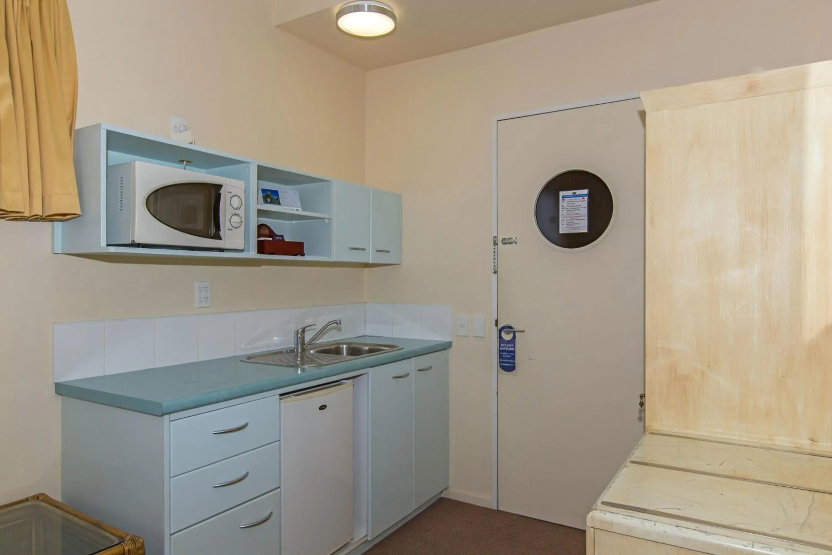 Asure Fernhill Motor Lodge