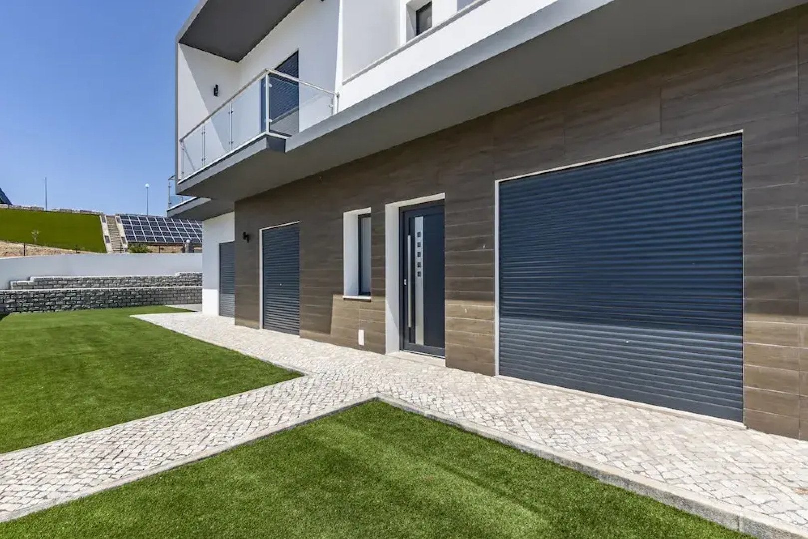 Captivating 4-bed House in Cadaval District-lisbon