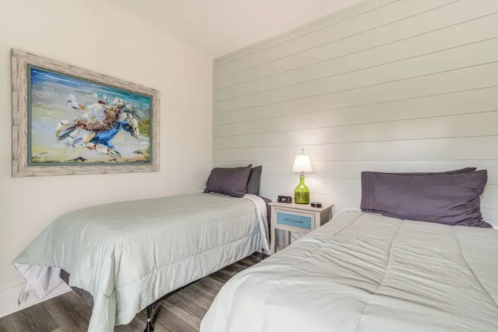 Walk to Beach: Southern Shores Retreat w/ Hot Tub