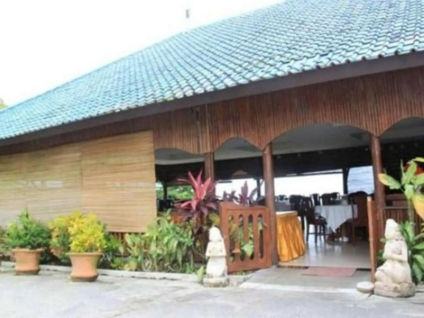 Tanjung Pesona Beach Resort & Spa