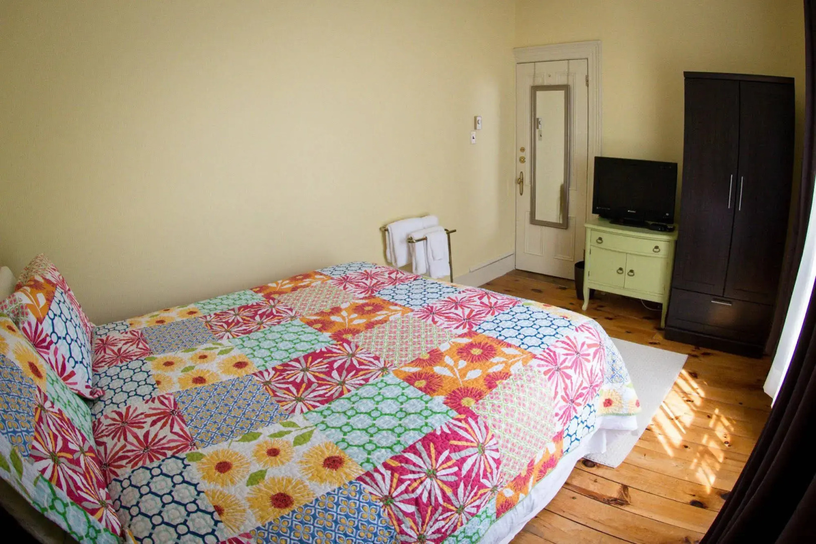 The Elizabeth Manor Guesthouse