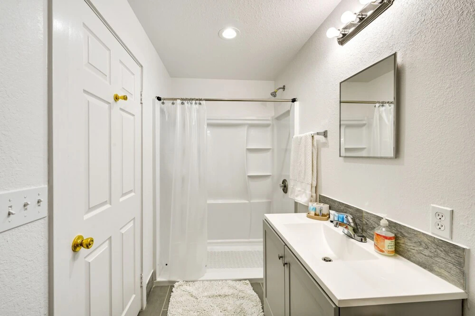 El Cajon Home w/ Pool & Views: 15 Mi to San Diego!