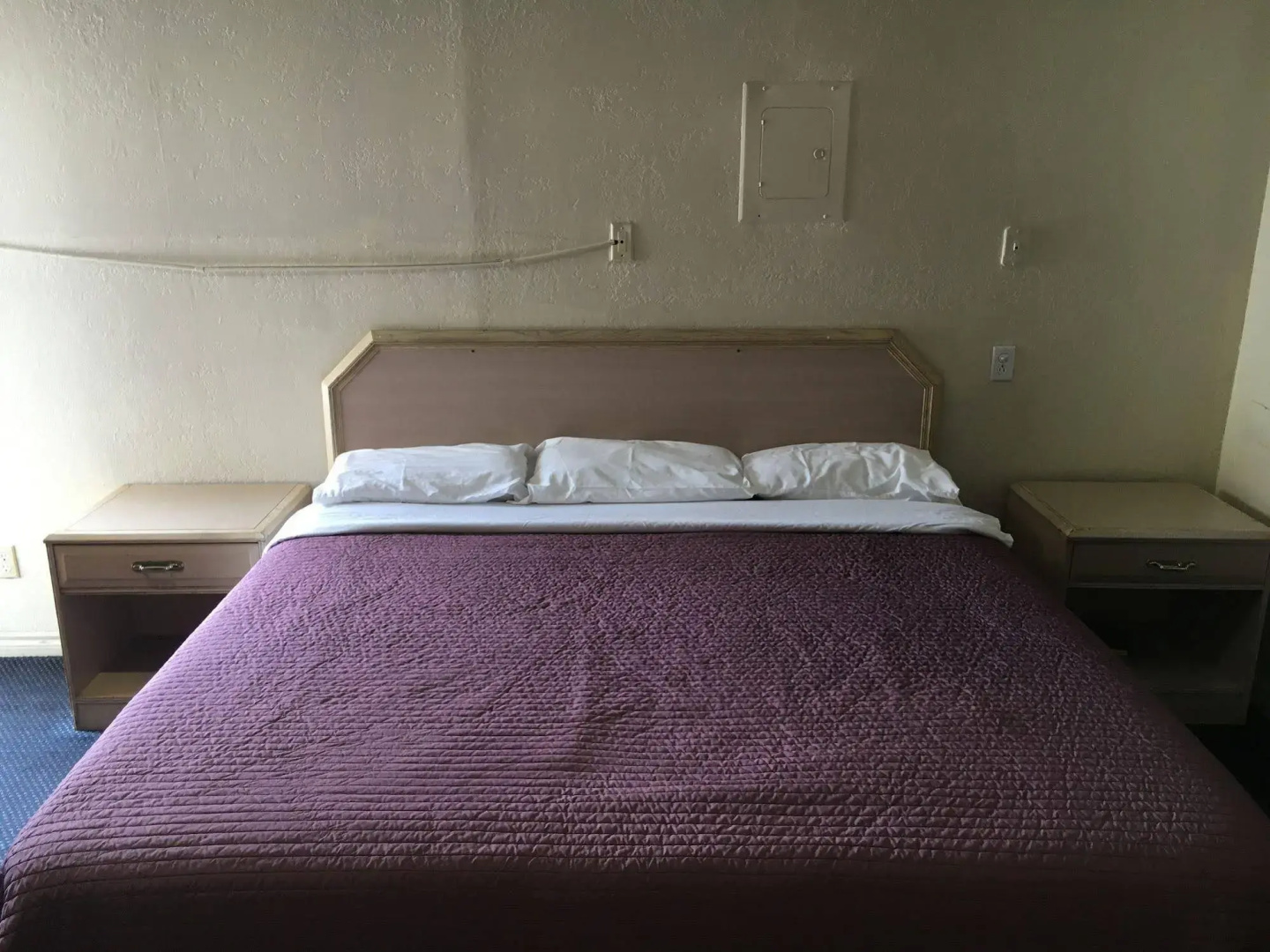 Sands Inn