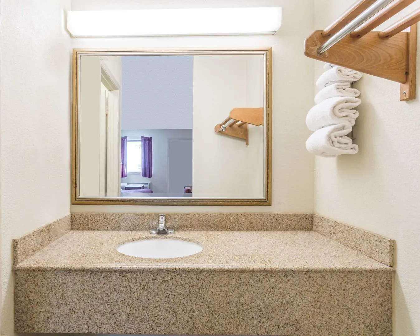 Red Roof Inn Edgewood