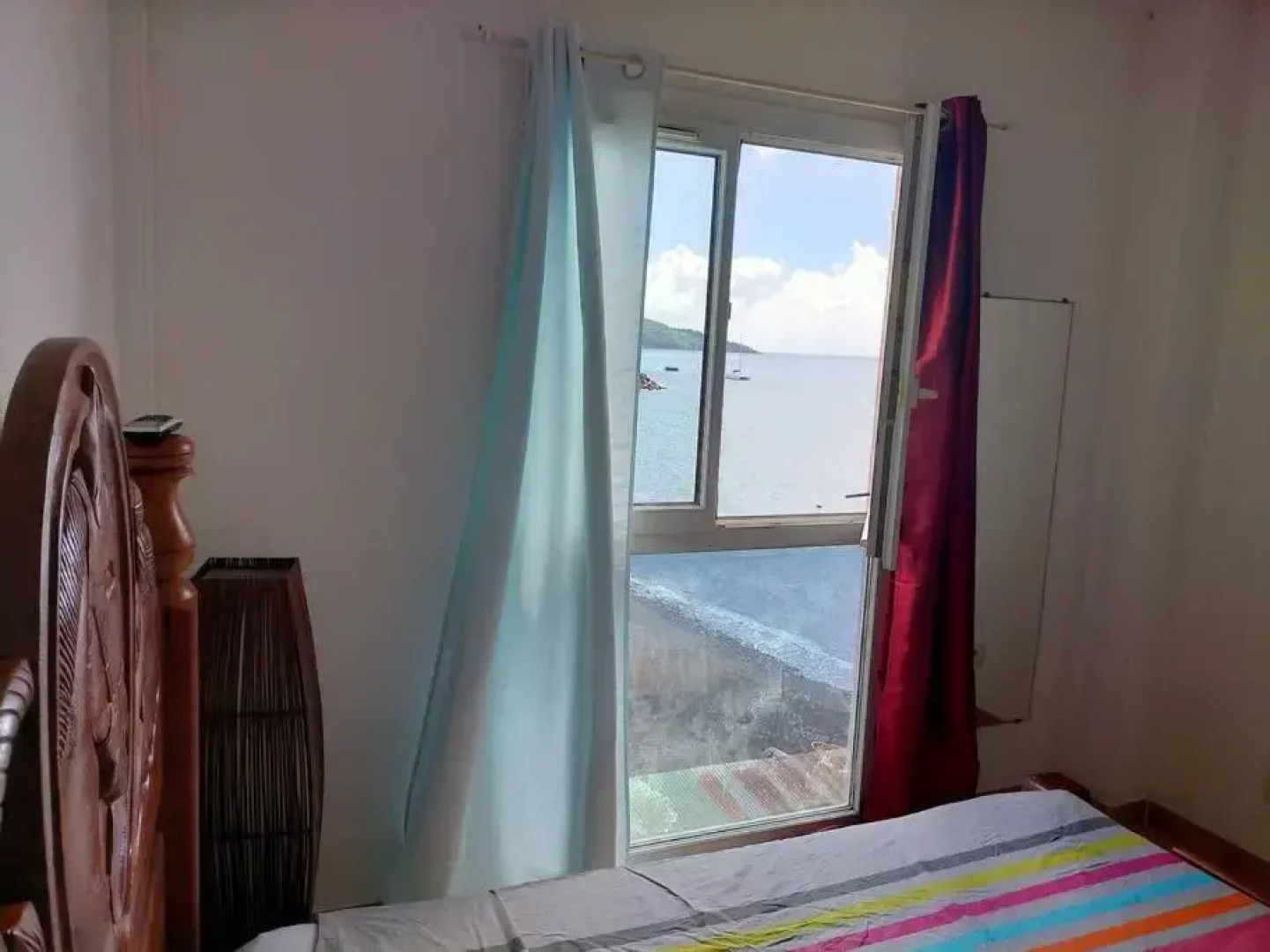 Bel appartement avec piscine, face à la mer