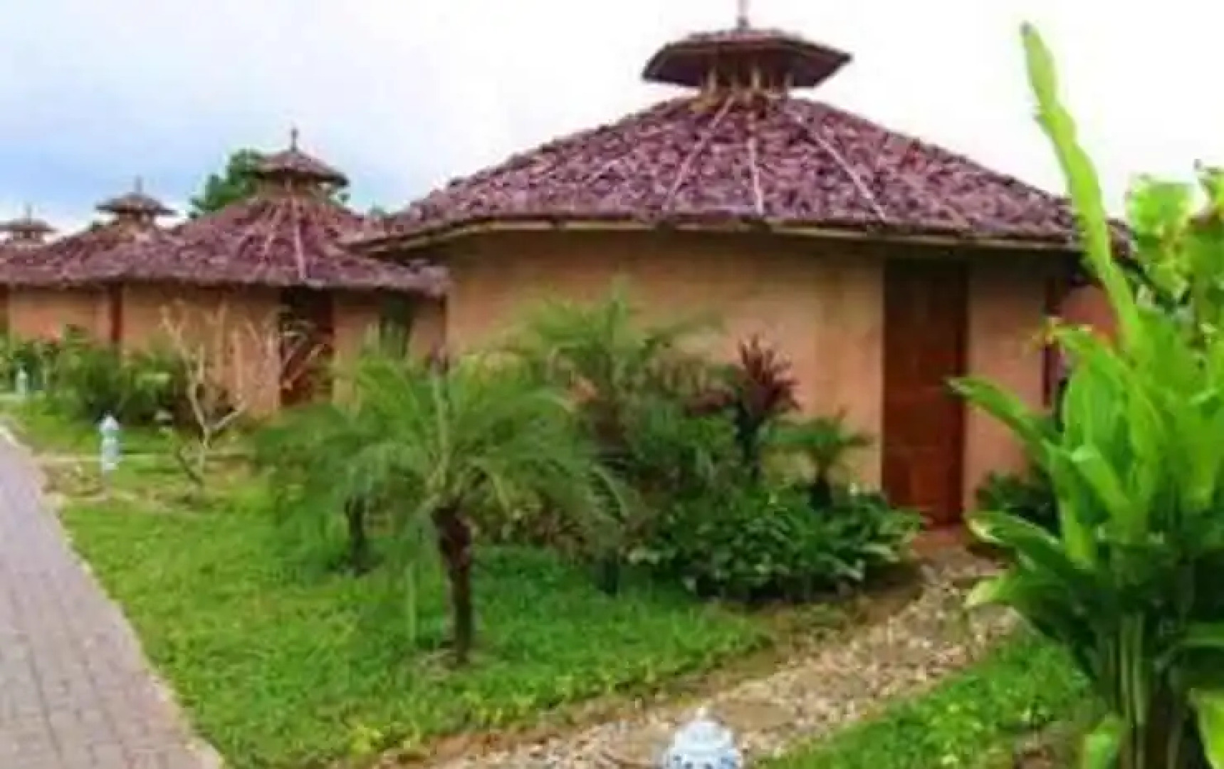 Baandin Laguna Resort