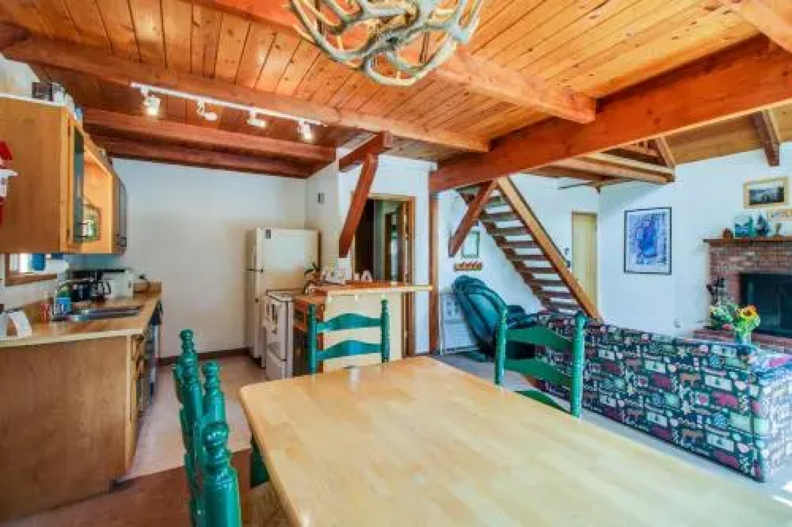 Moose Cabin Year-round Outdoor Fun w/ BBQ