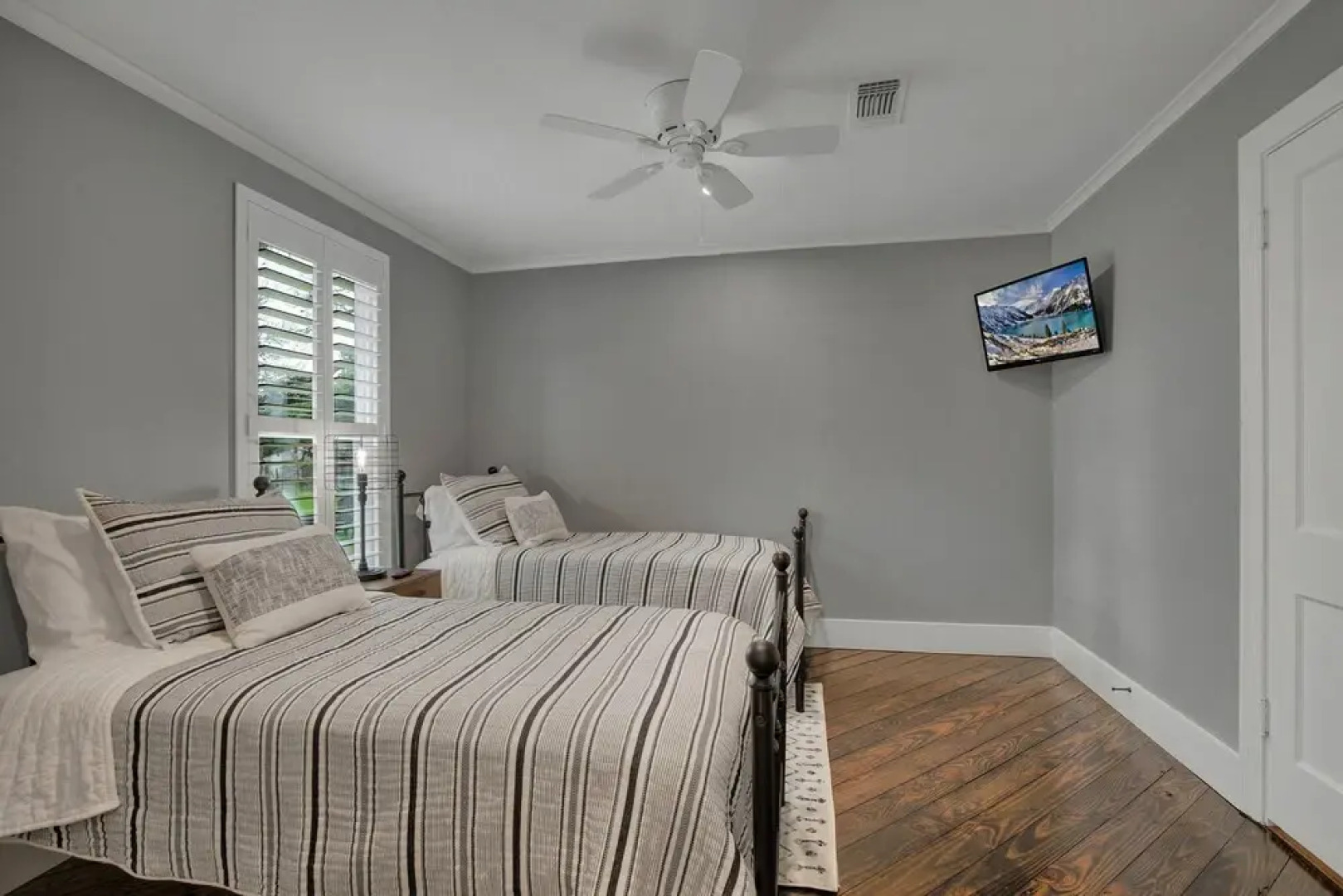 Charming Home W/firepit&grill 5min From Mercer St!